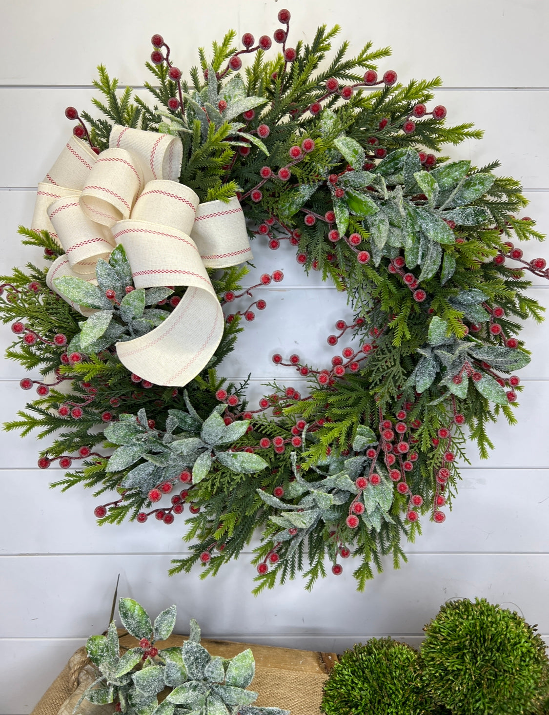 Farmhouse Christmas Wreath, Christmas front door wreath, Christmas Decor, Country Christmas Wreath