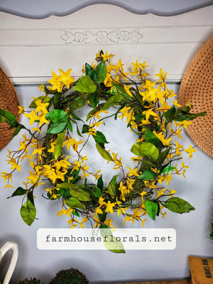 16" Forsythia Wreath, Yellow Wreath, door Wreath, Summer Wreath, Front Door Wreath, Forsythia door wreath, Yellow door wreath, Spring Wreath